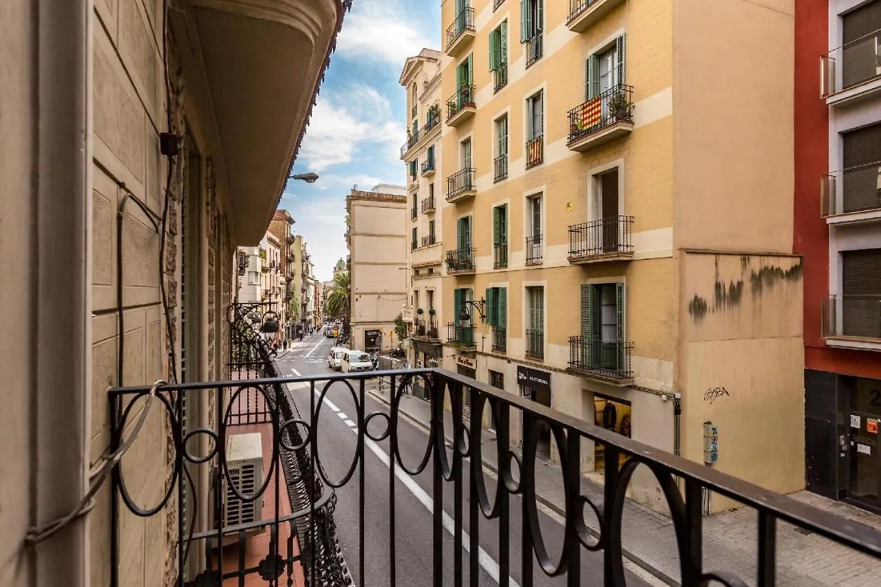 Gracia Gem Ac, Near Fontana Metro, Hipster Haven Apartment Barcelona Spain
